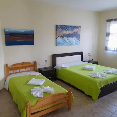 Summerandros Skalario Apartment Strapouries